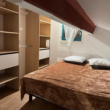 Maison De Proche Nyaraló